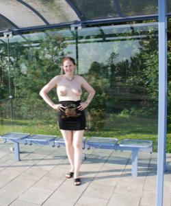 Une rouquine de 41 ans s&rsquo;inscrit ici pour essayer de trouver un homme de Dijon qui a simplement envie de passer quelques heures assez chaudes sous la couette